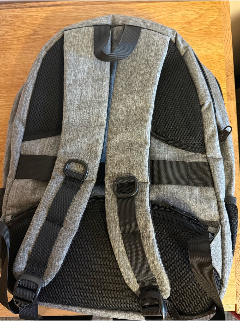 Matein Backpack - Picture 4 of 4